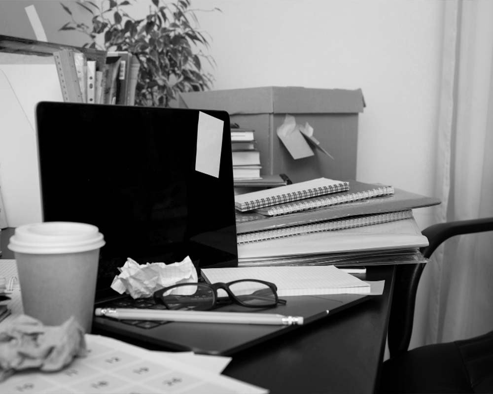 Online accountants for IT contractors and consultants in Canada offering tax filing, bookkeeping, and incorporation services for freelancers and small businesses